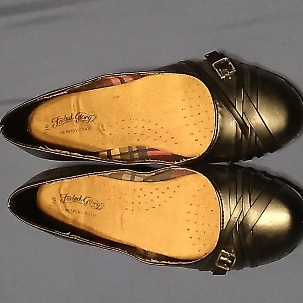 Black, Faded Glory memory foam 9.5 flat dress shoes